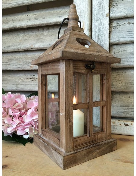 Lanterne  bois coeurs ajourés sur partie haute